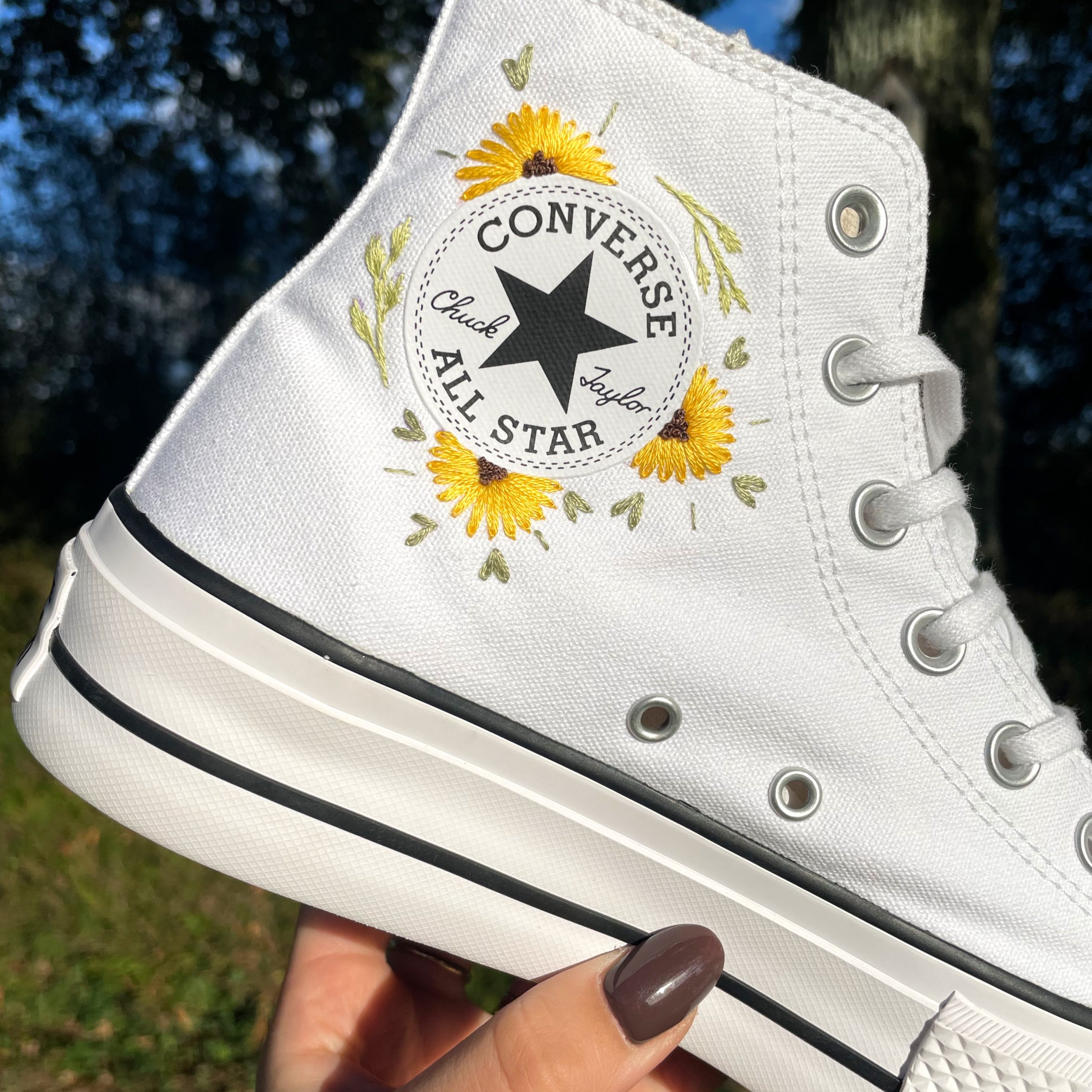 Baskets Brodées – Image 3